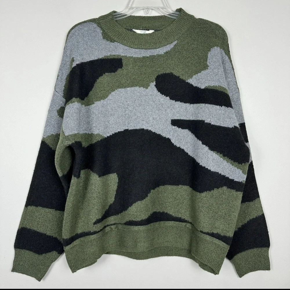 Terra‎ Sky Camo Print Sweater Crew Neck Long Sleeves Womens Size NWOT